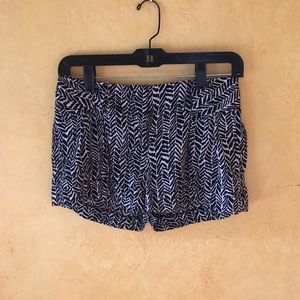 Express Rolled Hem Shorts Size 00